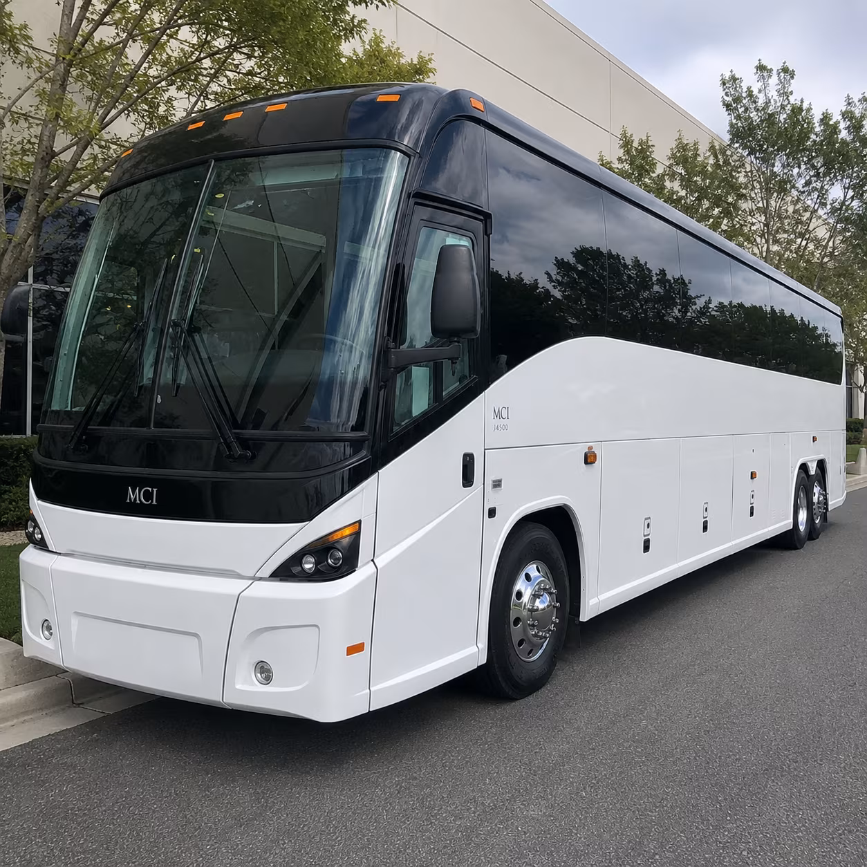 shuttle personnel between providence and naval station newport with ease